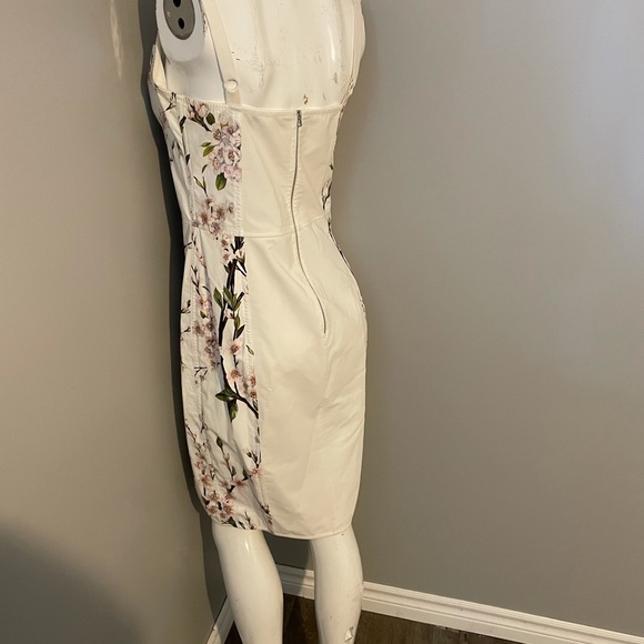 Size 44 (US 8) Dolce and Gabbana Cherry Blossom Spring Dress - Picture 3 of 5